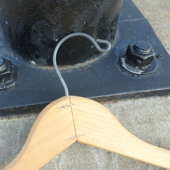 Vintage Joseph Levitt Wood Hanger - Picture 5 of 10